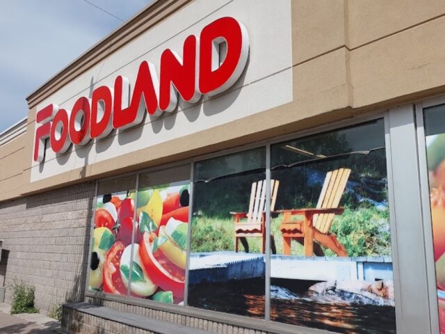 Foodland is a friendly, local grocery store offering a wide variety of fresh produce, meats, and everyday essentials. With great customer service and quality products, it’s your go-to spot for all your grocery needs.