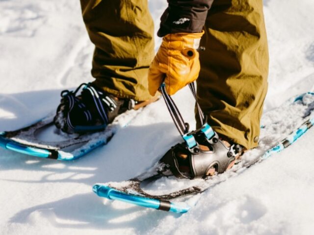 Offering a range of groomed trails for cross-country skiing and snowshoeing, Kawartha Nordic is about a 45-minute drive from Bobcaygeon and a popular spot in the winter months.