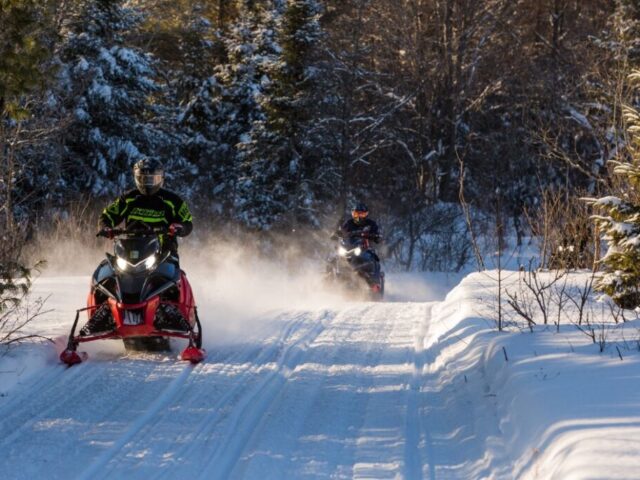 Bobcaygeon connects to a vast network of groomed snowmobiling trails, maintained by the OFSC. Enjoy winter adventure through snow-covered forests and lakes.