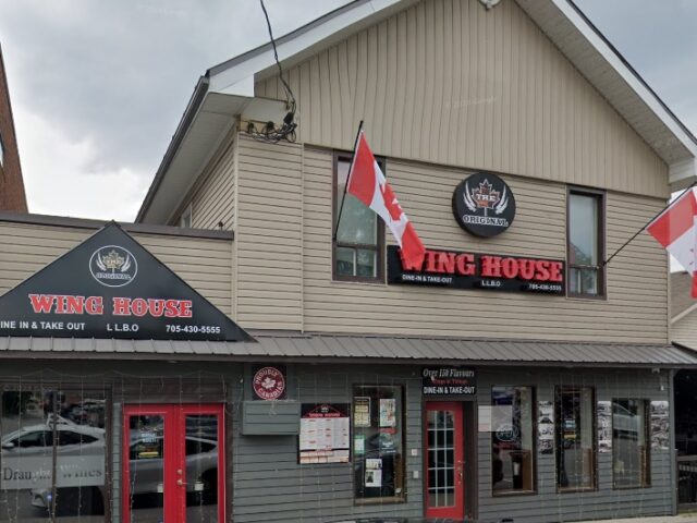 Wing House in Bobcaygeon, ON, is the go-to spot for wing lovers. With a variety of sauces and seasonings, along with other tasty comfort food options, it’s a great place to enjoy a casual meal with friends and family.