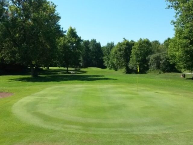 A 9-hole executive-style course located just minutes from Bobcaygeon, offering a relaxed atmosphere for golfers of all skill levels.